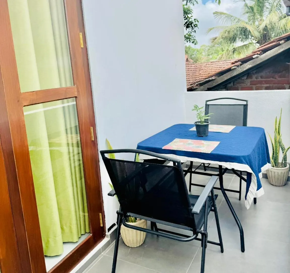 Browns Beach Overnight Negombo Hostel